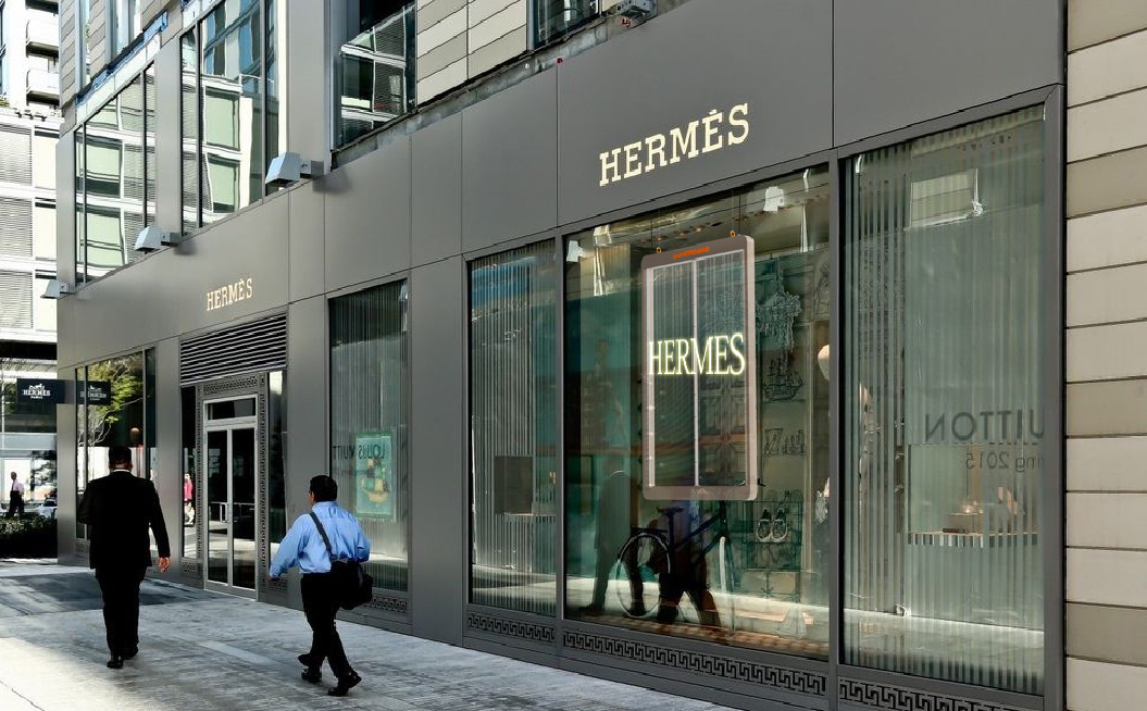上海爱马仕（Hermès）店LED透明海报屏(图1)